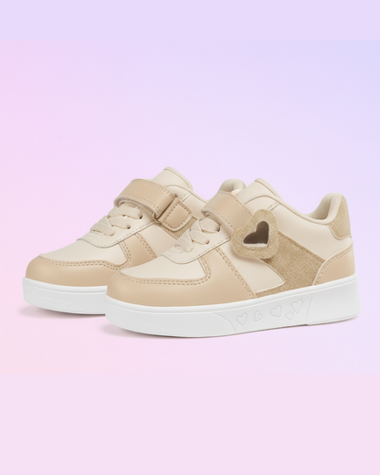 Zapatilla Infantil Dorada con Corazón Hebilla