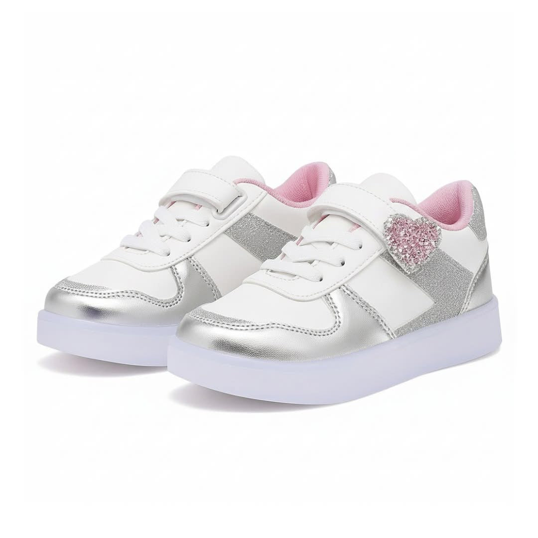 Zapatilla Infantil Blanca con Corazones escarcha
