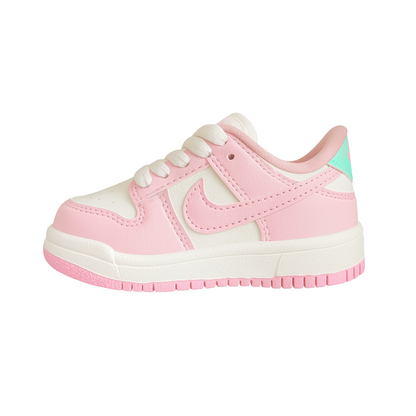 Zapatillas rosadas para niña modelo Sweet Candy de Mikale, cómodas y modernas, disponibles de la talla 18 a la 21